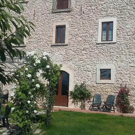 Alloggi Agrituristici Antica Dimora San Demetrio ne' Vestini